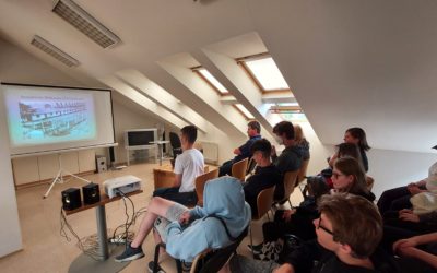 Po stopách II. svetovej vojny  / Obraz II. svetovej vojny v dielach svetovej a slovenskej literatúry – 24. 5. 2022